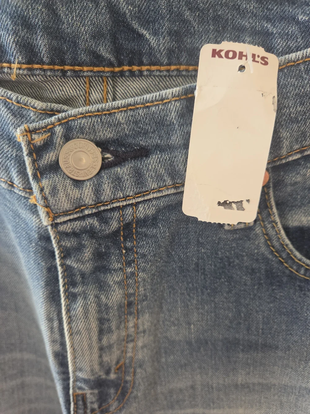 NWT Levi's Faded Blue Slim Straight Jeans